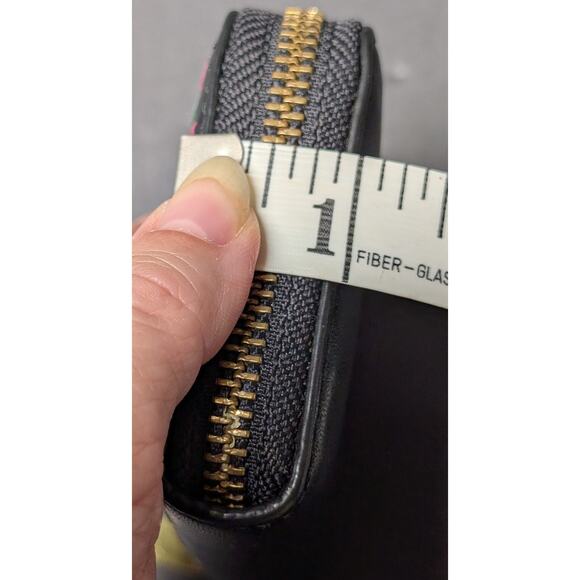 Polo Ralph Lauren Black Zip Around Wallet Beautiful Floral Embroidered Leather - Picture 7 of 7